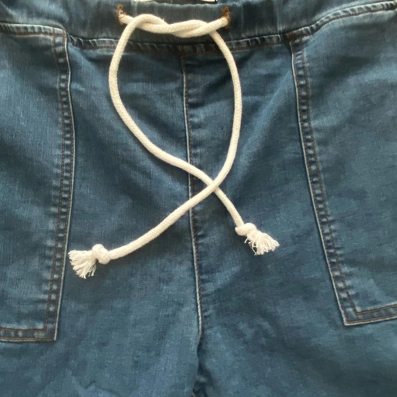 !It Jill Comfort Drawstring High-Rise Cuff Denim Blue Jean Shorts Size 14 NWT - Picture 4 of 10